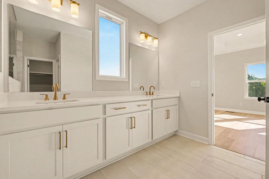 Parkette H Primary bath Parkette H Primary bath