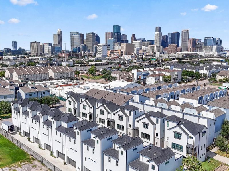 Image 32 of a home in . Image 32 of a home in .