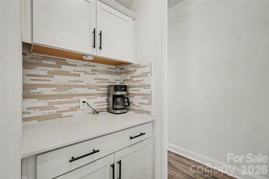 Image 42 of a home in Falls Cove.