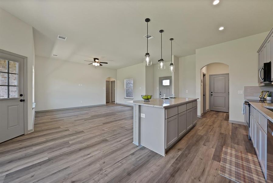 100% waterproof flooring with 50 year warranty in common areas! 100% waterproof flooring with 50 year warranty in common areas!