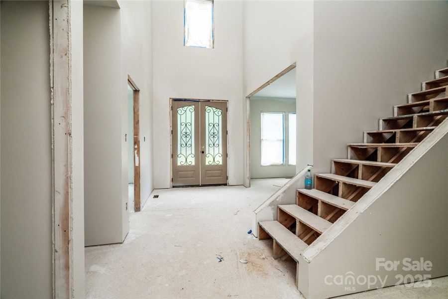 Spacious, unfurnished interior of a new home in , Dallas (Image 7). Spacious, unfurnished interior of a new home in , Dallas (Image 7).