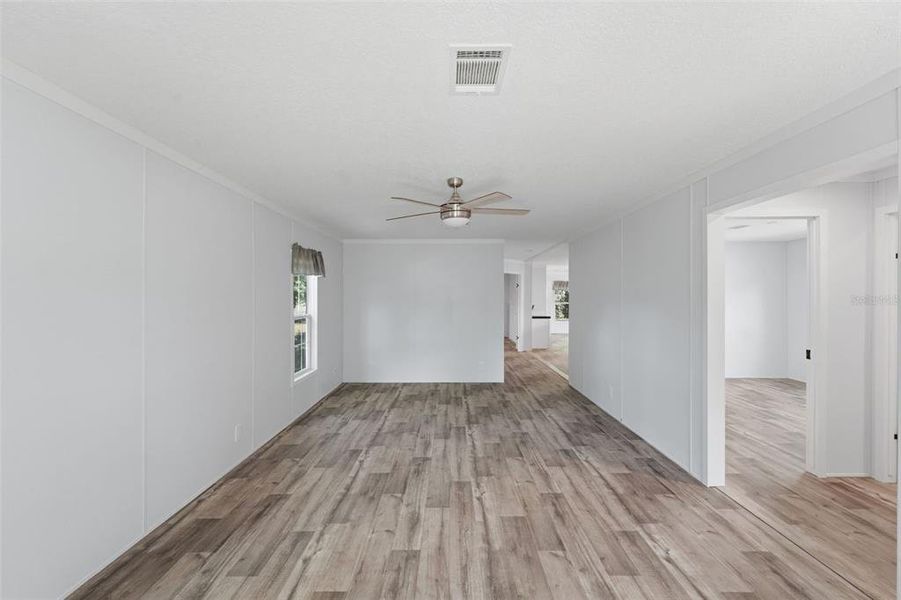 Spacious, unfurnished interior of a new home in , Deland (Image 22).