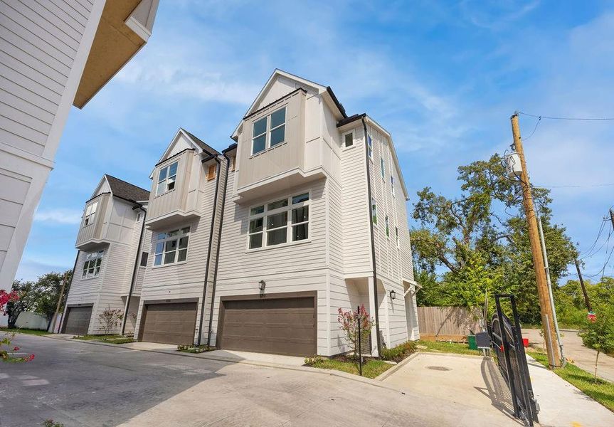 Image 27 of a home in . Image 27 of a home in .