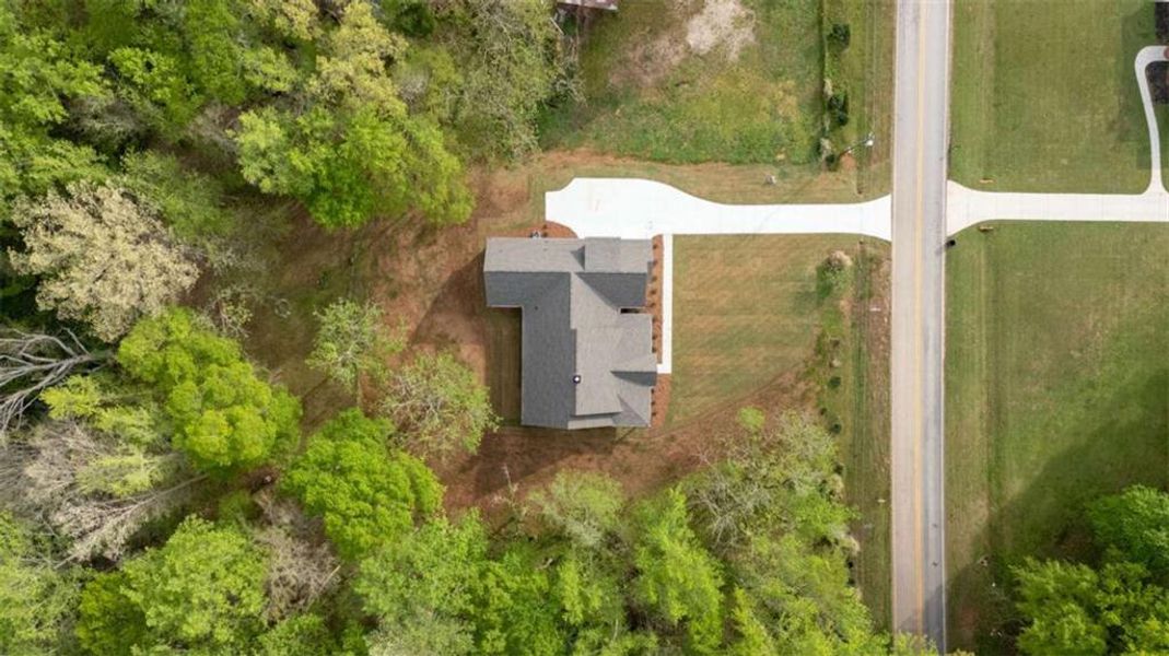 Image 50 of a home in .