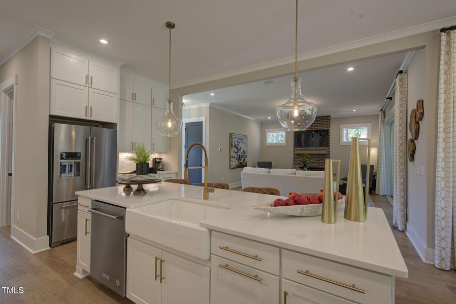 Low_Resolution_JPG-RAW_WYNP-0019-00_Chan Low_Resolution_JPG-RAW_WYNP-0019-00_Chan