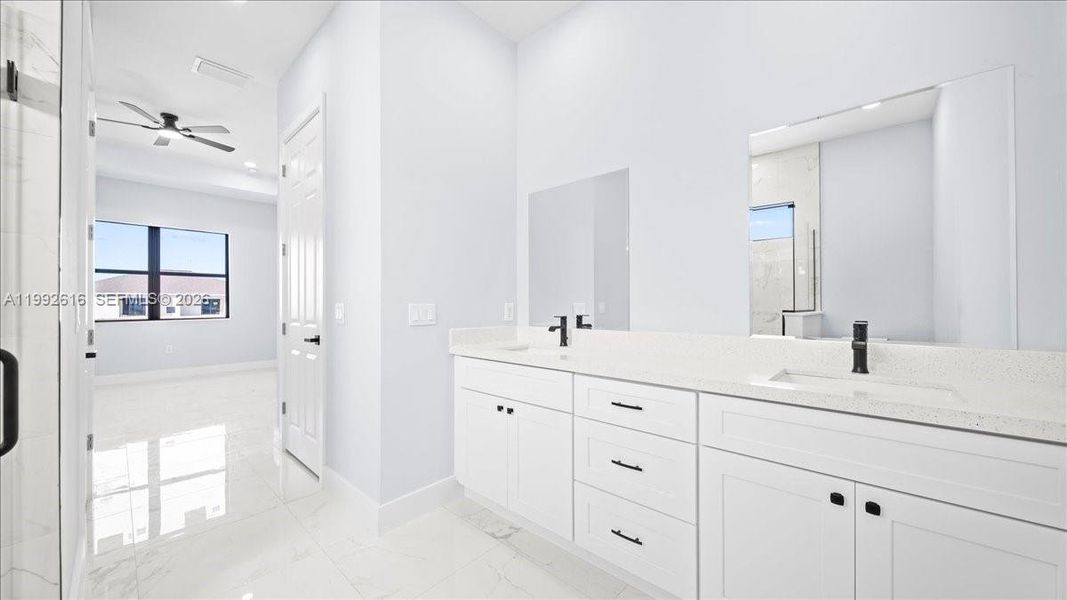 Furnished interior view inside a new home in , Cape Coral (Image 13).