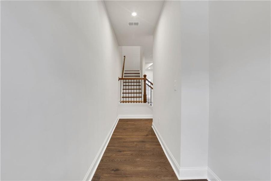 Spacious, unfurnished interior of a new home in Towne Village at Suwanee Dam, Sugar Hill (Image 21). Spacious, unfurnished interior of a new home in Towne Village at Suwanee Dam, Sugar Hill (Image 21).