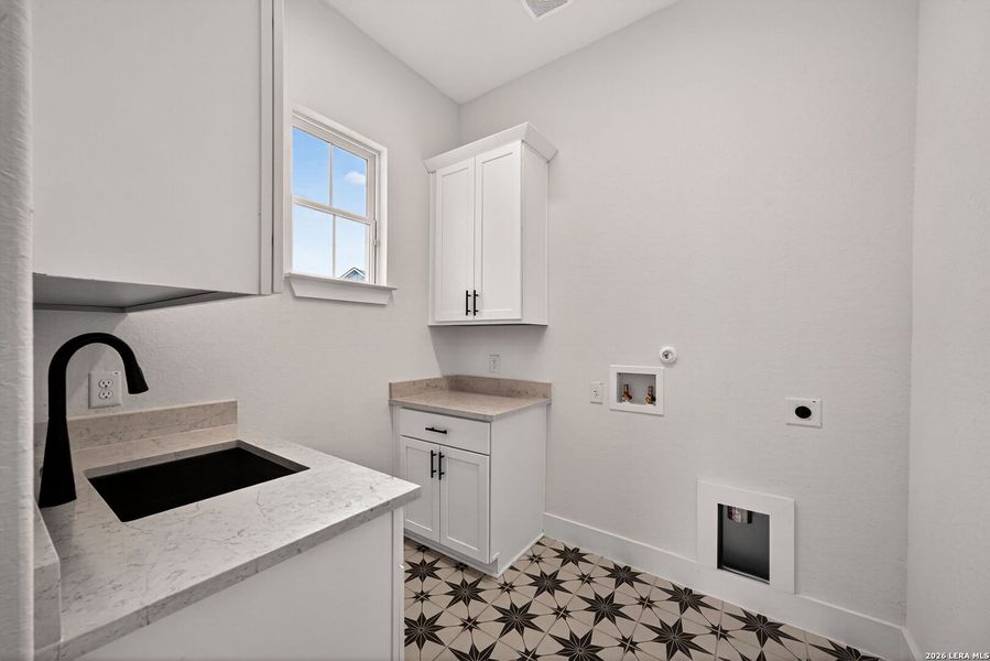 Furnished interior view inside a new home in , Castroville (Image 61).