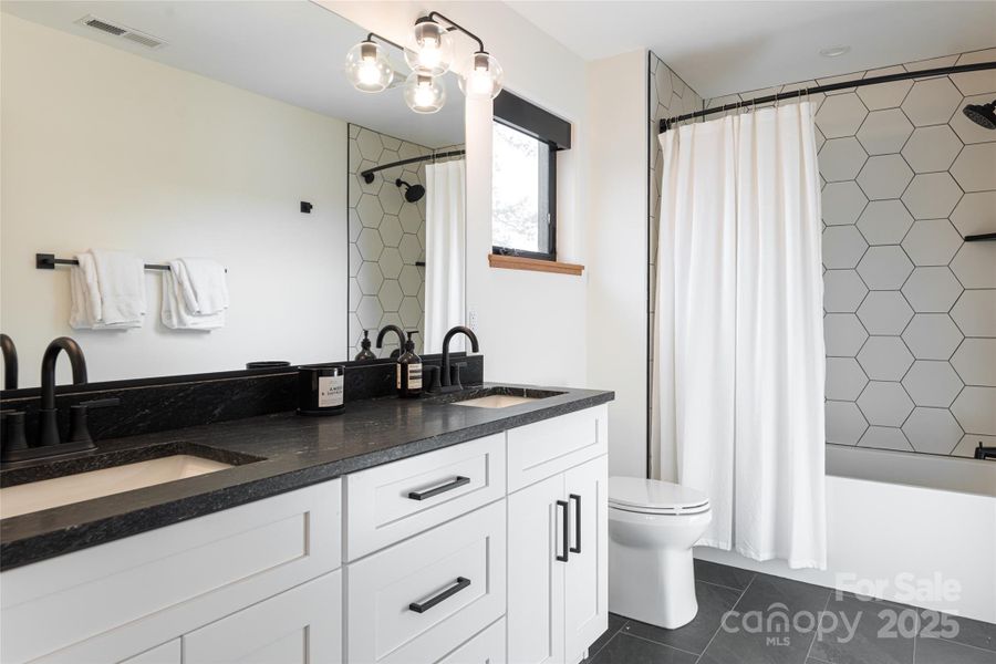 Shared second floor bath Shared second floor bath