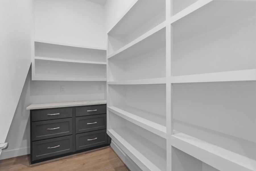 Representative interior finishes for a home built from the Cayman by Chesmar Homes in Blue Heron, Mont Belvieu (Image 21). Representative interior finishes for a home built from the Cayman by Chesmar Homes in Blue Heron, Mont Belvieu (Image 21).