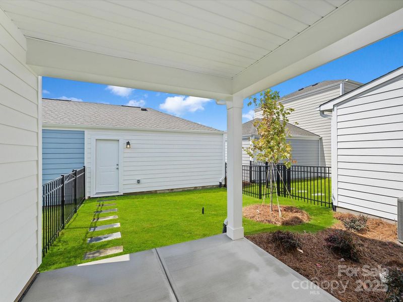 Furnished interior view inside a new home in North Creek Village - Townhomes, Huntersville (Image 5). Furnished interior view inside a new home in North Creek Village - Townhomes, Huntersville (Image 5).
