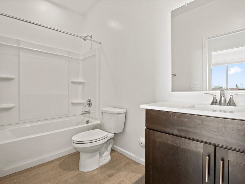 Furnished interior view inside a new home in Hanson Ridge, Vail (Image 6).