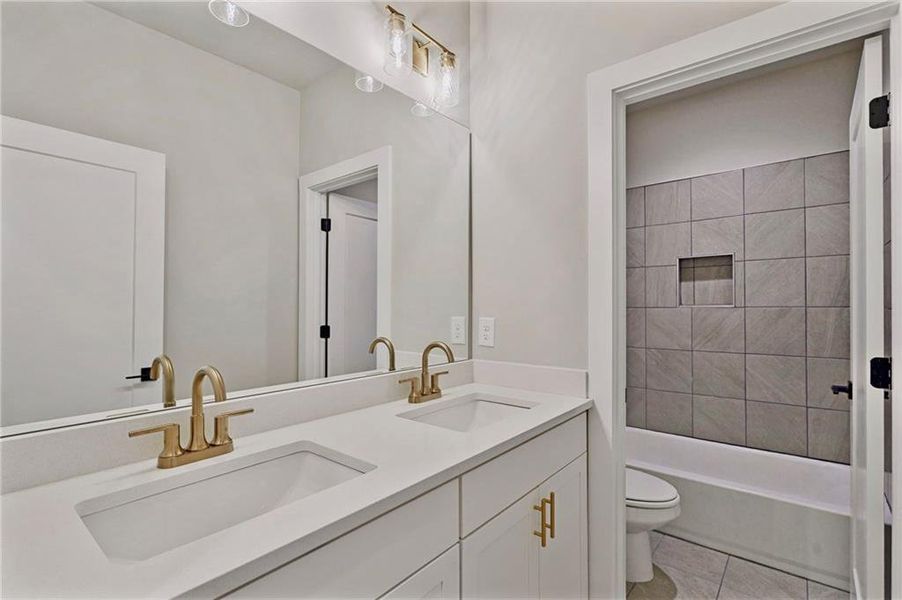 Furnished interior view inside a new home in , Atlanta (Image 11).