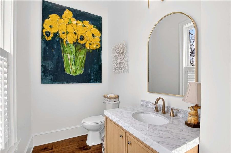 Furnished interior view inside a new home in , Roswell (Image 14).