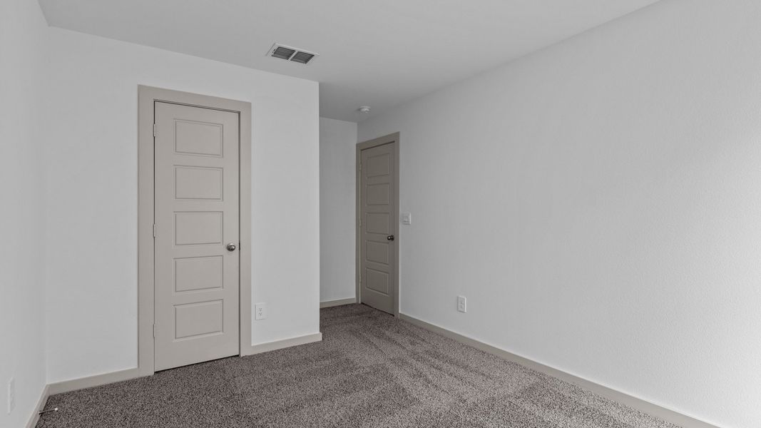 Representative unfurnished interior of a home built from the The Elgin by D.R. Horton in Allen Farms, Lubbock (Image 18).