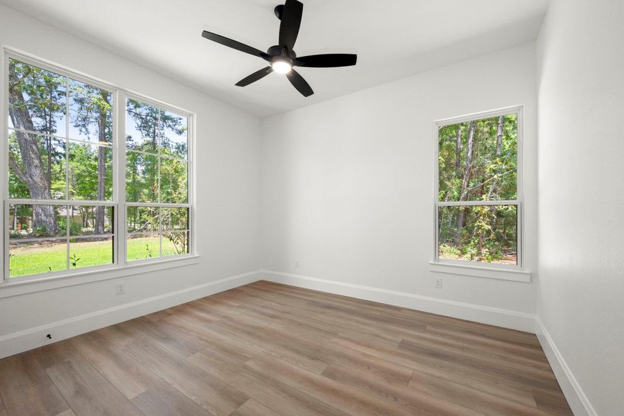 Spacious, unfurnished interior of a new home in , Huntsville (Image 29).