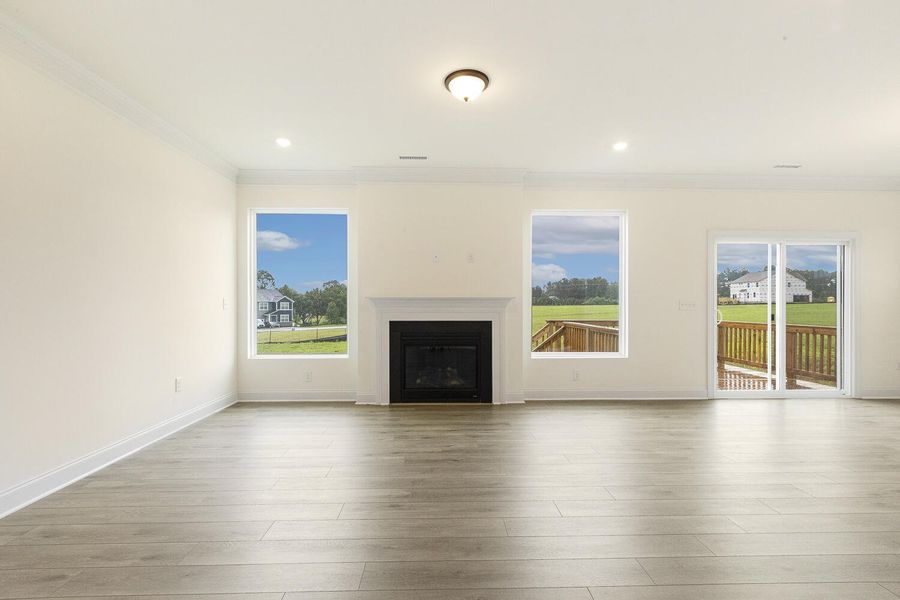 Spacious, unfurnished interior of a new home in Berea Farms, Four Oaks (Image 17).