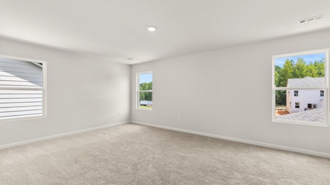 Spacious, unfurnished interior of a new home in Braselton Village, Braselton (Image 25).