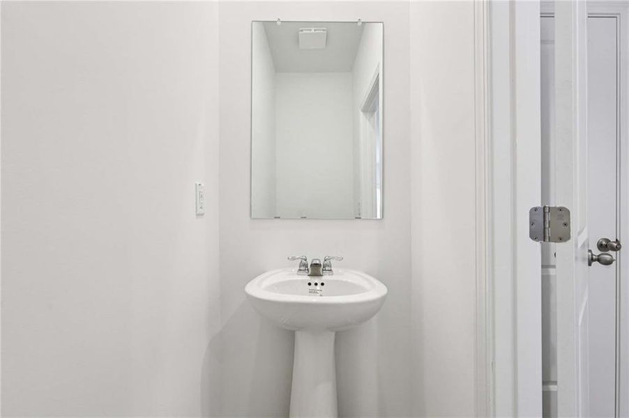 Close-up of interior finishes inside a home in Leydenview, Mableton (Image 10).