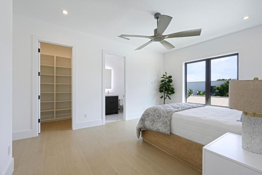 GUEST BEDROOM 2ND FLOOR