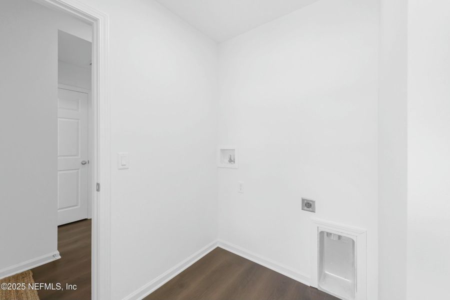 Spacious, unfurnished interior of a new home in , Palatka (Image 26). Spacious, unfurnished interior of a new home in , Palatka (Image 26).