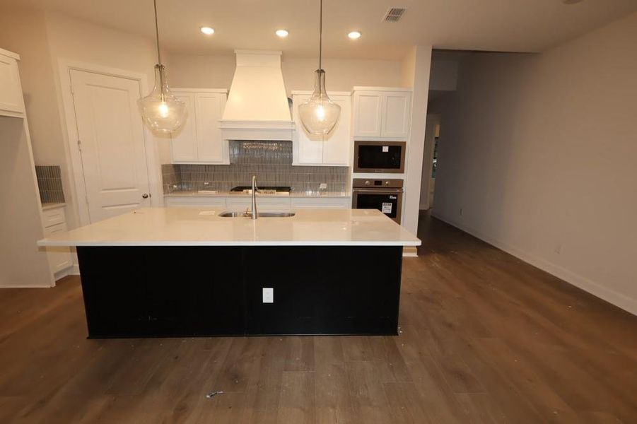 Furnished interior view inside a new home in ARTAVIA 45' Homesites, Conroe (Image 15).