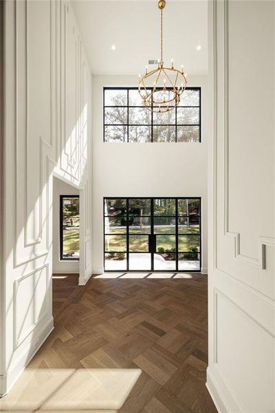 Spacious, unfurnished interior of a new home in , Brookhaven (Image 26).