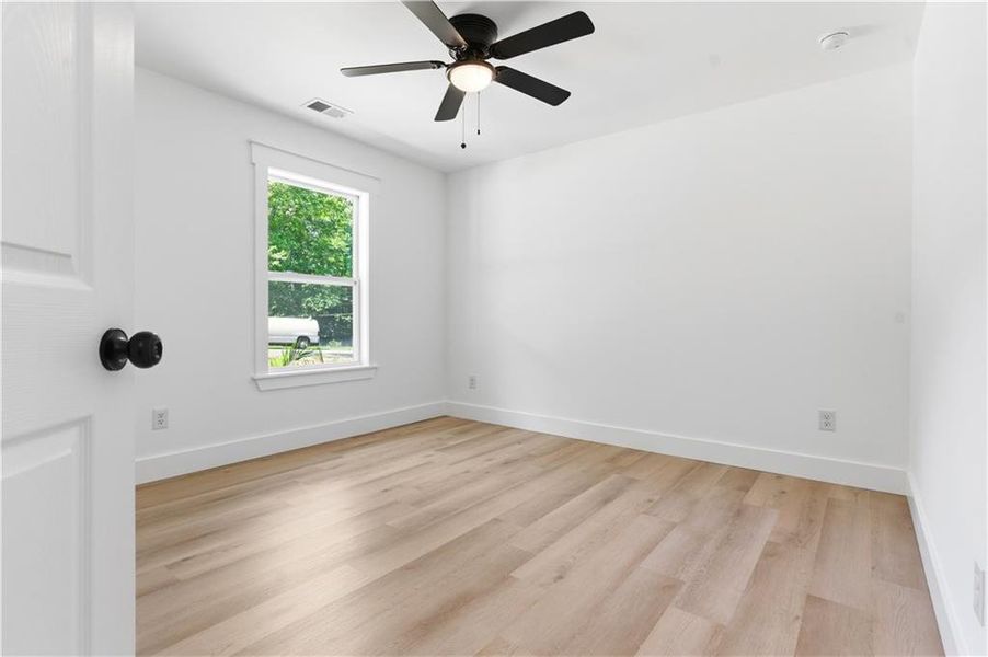 Spacious, unfurnished interior of a new home in , Marietta (Image 23).