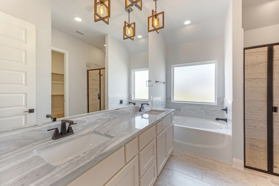 Representative furnished interior of a home built from the Cameron by UnionMain Homes in Cambridge Crossing, Celina (Image 7).