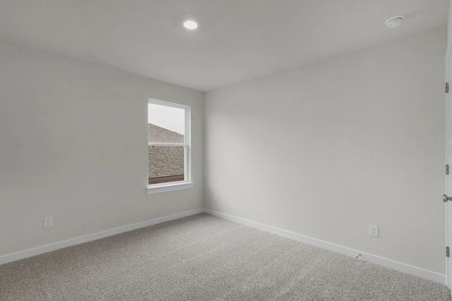 Spacious, unfurnished interior of a new home in Nolina, Georgetown (Image 19).