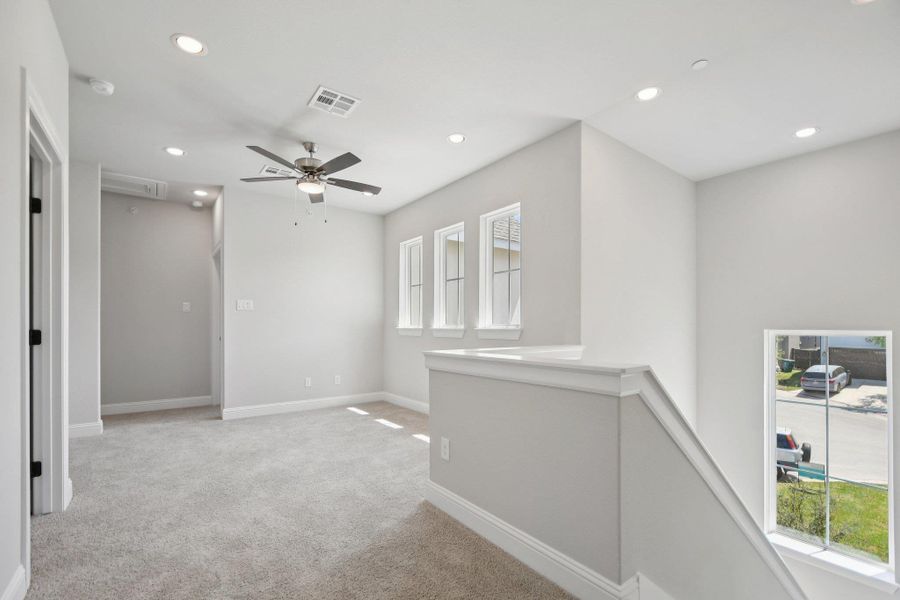 Spacious, unfurnished interior of a new home in Cross Creek, Cedar Park (Image 35).