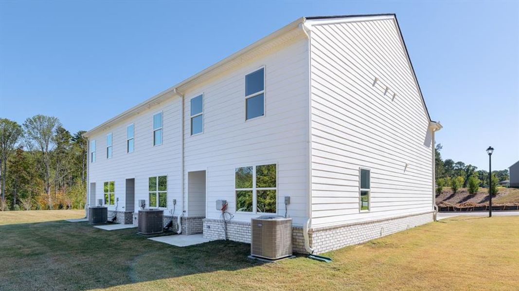 Exterior details and patio area of a home in Young's Crossing, Stone Mountain (Image 3).