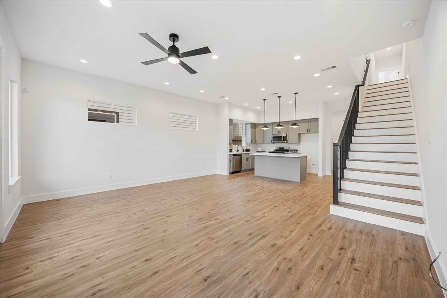 Image 23 of a home in .