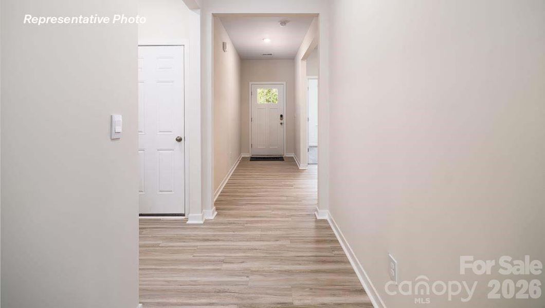 Spacious, unfurnished interior of a new home in Brinkley Ridge, Kings Mountain (Image 8).