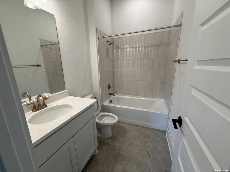 Furnished interior view inside a new home in Caliza Reserve, Boerne (Image 6).