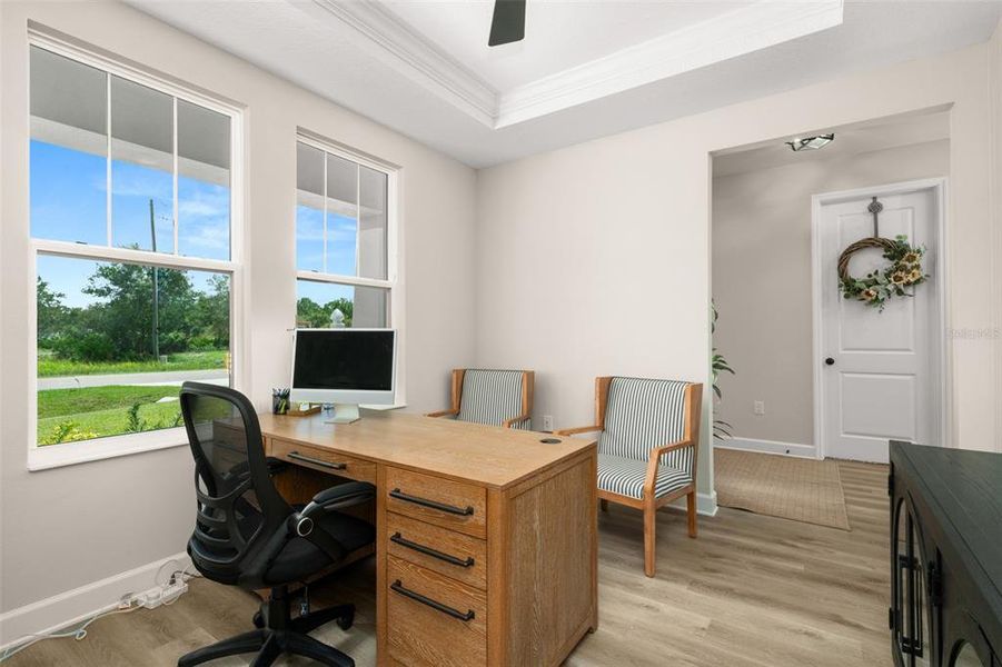 Furnished interior view inside a new home in , Sebring (Image 14).