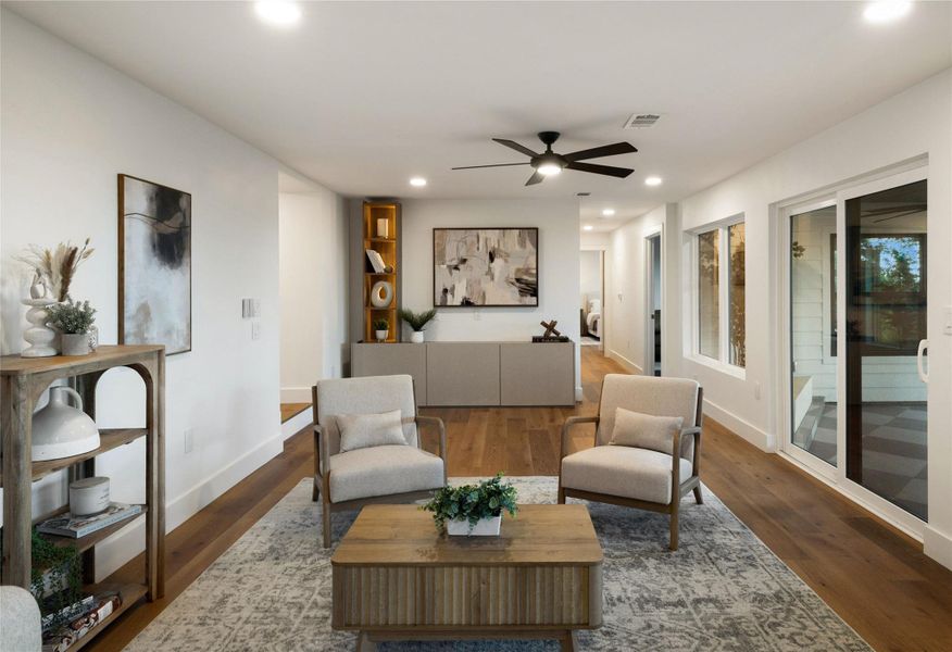 Furnished interior view inside a new home in , Austin (Image 26). Furnished interior view inside a new home in , Austin (Image 26).