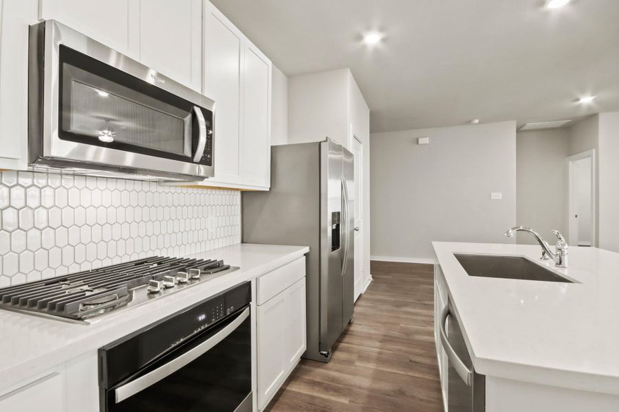 Furnished interior view inside a new home in Westridge Cove, Conroe (Image 6). Furnished interior view inside a new home in Westridge Cove, Conroe (Image 6).