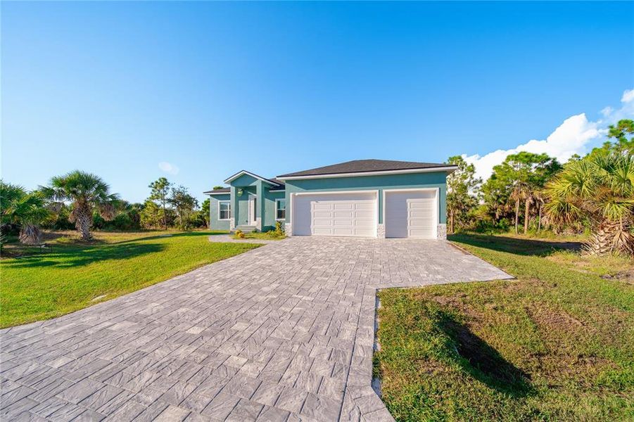 Image 34 of a home in . Image 34 of a home in .