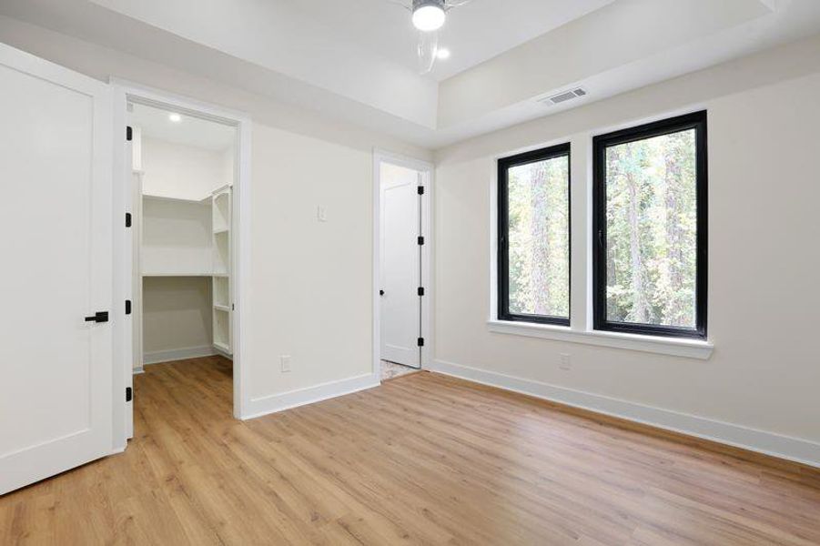 Spacious, unfurnished interior of a new home in , Atlanta (Image 49). Spacious, unfurnished interior of a new home in , Atlanta (Image 49).