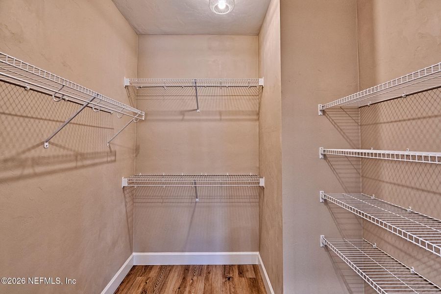 Spacious, unfurnished interior of a new home in , Keystone Heights (Image 11).