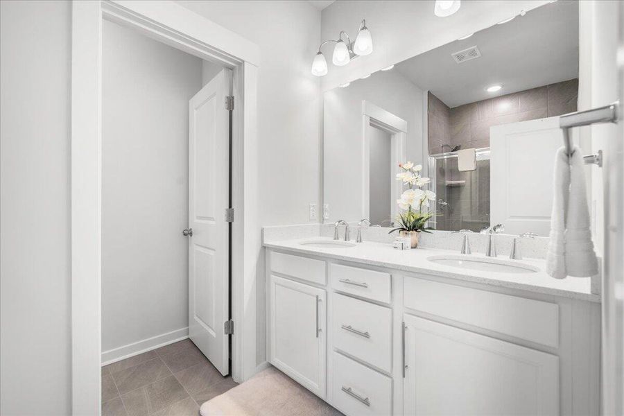 Furnished interior view inside a new home in Coopers Bluff, Hanahan (Image 23). Furnished interior view inside a new home in Coopers Bluff, Hanahan (Image 23).