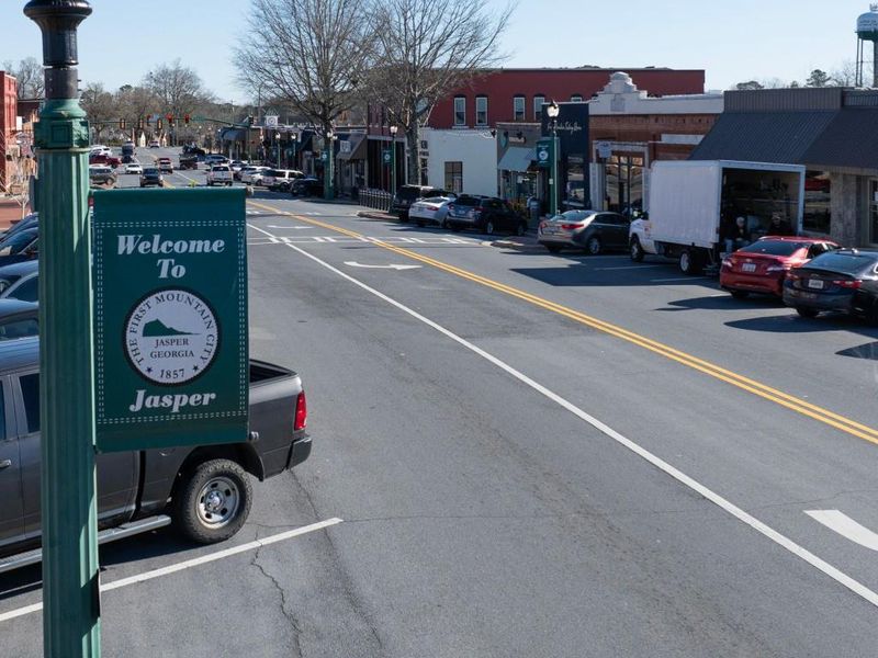 Image 71 of a home in Rolling Meadows.