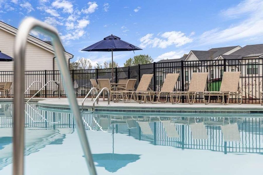 Community amenities in Azalea Square Townhomes, Lawrenceville (Image 45).
