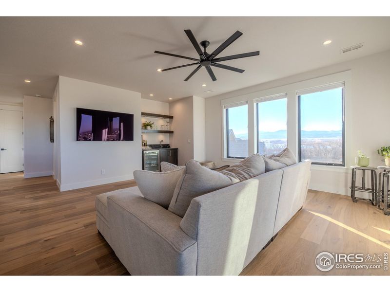 Furnished interior view inside a new home in , Berthoud (Image 19).
