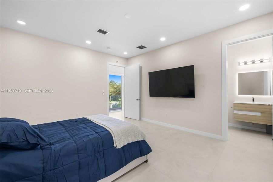 Furnished interior view inside a new home in , Palmetto Bay (Image 5).
