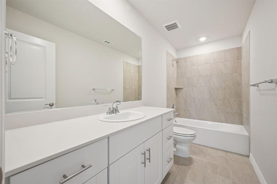 Photo is not of the actual home, but is an inspirational photo of builder’s model home and may depict options, furnishings, and/or decorator features that are not included. Photo is not of the actual home, but is an inspirational photo of builder’s model home and may depict options, furnishings, and/or decorator features that are not included.