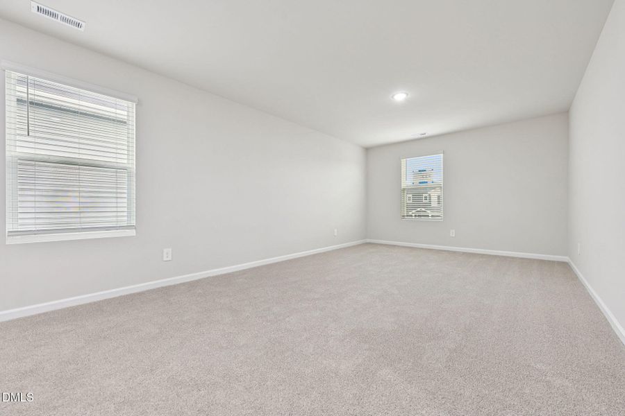 34-web-or-mls-Raleigh - Oak Manor - 536