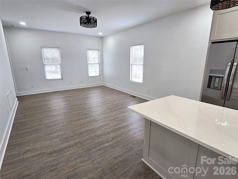 Spacious, unfurnished interior of a new home in , Hickory (Image 20).