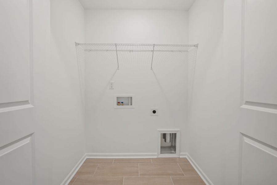 Spacious, unfurnished interior of a new home in Galloway Towns, Charlotte (Image 15).